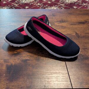Skechers' Goga Mat Technology Resalyte Shoes Flats